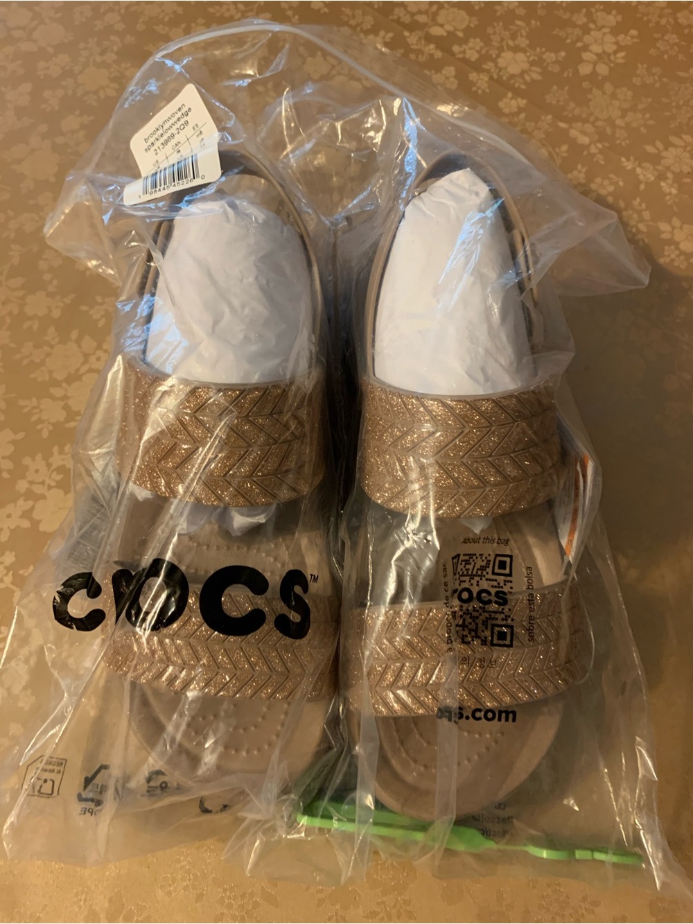 CROCS Brooklyn Wedge Tan Glitter Two-Strap Slide Sandals Size 8 - Picture 12 of 13
